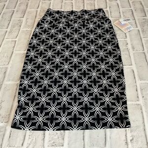 LulaRoe Cassie Pencil Skirt - NWT